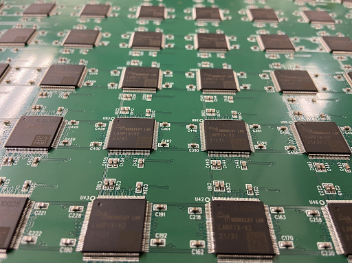 Failed ASICs in this tile can be routed around automatically with the Hydra I/O system. (Credit: Brooke Russell)