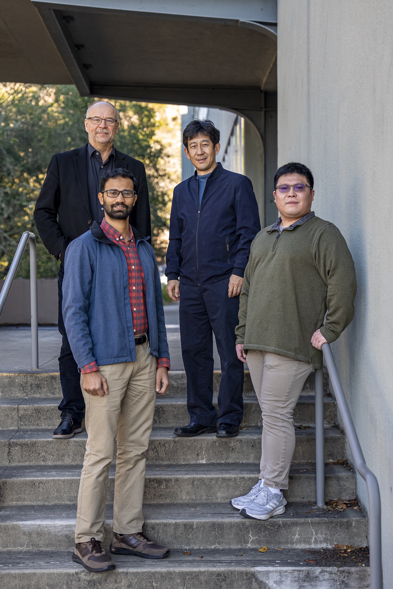 eam members (clockwise from top left) Robert Kostecki, Division Director, Energy Storage & Distributed Resources Division; Gao Liu, Principal Investigator, Liu Lab; Chen Fang, Postdoctoral Researcher; Muhammad Ihsan Ul Haq, Postdoctoral Researcher (Credit: Marilyn Sargent/Berkeley Lab)